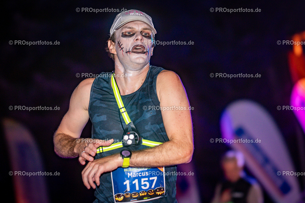 Halloween Run 2025 in Koeln, 31.10.2025 | Impressionen vom Halloween Run 2025 am 31.10.2025 in Koeln (Forstbotanischer Garten Rodenkirchen). Foto: Axel Kohring/Beautiful Sports