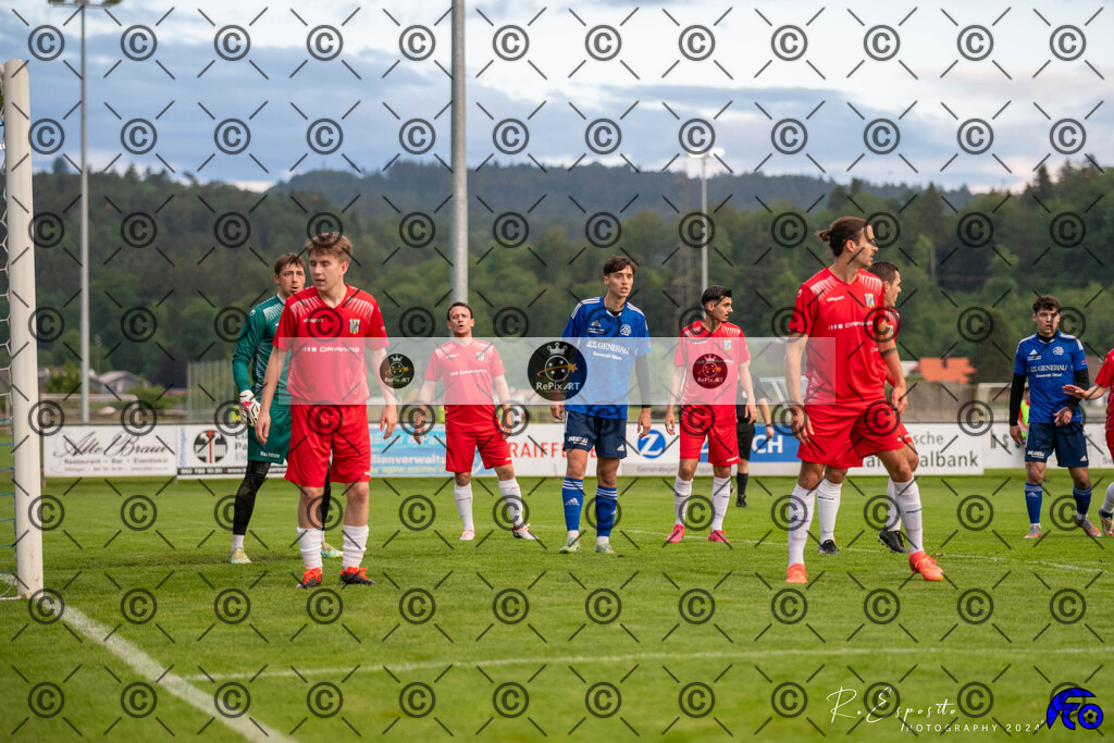 20240524_FC-Oftringen 1 vs FC Frick_142 | Sport und Naturfotografie von Roberto Esposito zeigt echte Momente Bewegung und die Schönheit der Natur. Ausdrucksstarke Bilder schaffen Emotionen.
