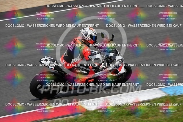 2025_08_03_BK_RSE_32101 | Sportfotografie; SlowMotion; Video; Rennstrecke; Hafeneger; RSE; Speer; Trackday; Motorsportarena; Hockenheimring; Brno; Most; Barcelona; Valencia, Benny; Kaetzmer;