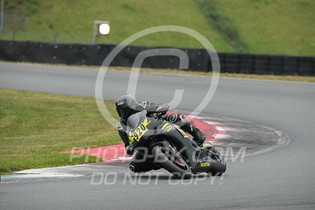 2024_08_18_PBK_42860 | Sportfotografie; SlowMotion; Video; Rennstrecke; Hafeneger; Speer; Racing; RSE; BMW; CBO; Trackday; Motorsportarena; Hockenheimring; Brno; Most; Barcelona; Valencia