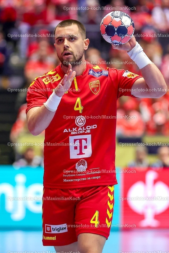 EHF18012601009 | 18.01.2026, Handball, Men's EHF EURO 2026, Portugal - Nordmazedonien, Jyske Bank Boxen in Herning, Dänemark, Preliminary Round:  Martin Velkovski (North Macedonia #04) 