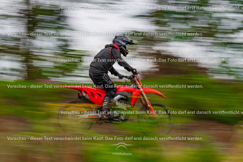 10_25_MCBernauerSchleife-7515 | Sportfotografin aus Berlin-Brandenburg mit Fokus auf Motocross. Ich halte deine sportliche Leistung und echte Emotionen auf und neben der Strecke professionell fest. Entdecke die Fotos von deinem Rennen und bestelle sie direkt hier im Shop.