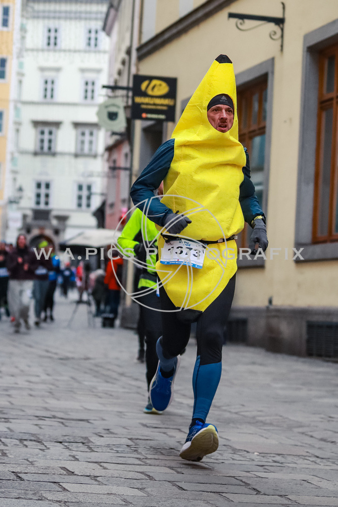 SILVESTERLAUF LINZ 25 | Linz, AUSTRIA, 31. Dezember 25, TRIRUN SILVESTERLAUF LINZ 25 , Image shows: 
Photo: WAPICS / BINDER Manuel