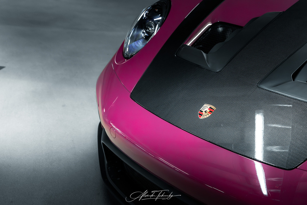 911 GT3 RS Sternrubin Neo | Entdecken Sie die faszinierende Welt von Alexander Tschuncky Arts: Kreative Fotografie, atemberaubende Automobilkunst und hochwertiger Bilderdruck. Lassen Sie sich inspirieren! - Realisiert mit Pictrs.com