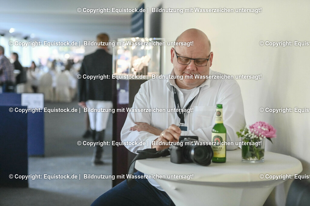 D78_3334 | equistock