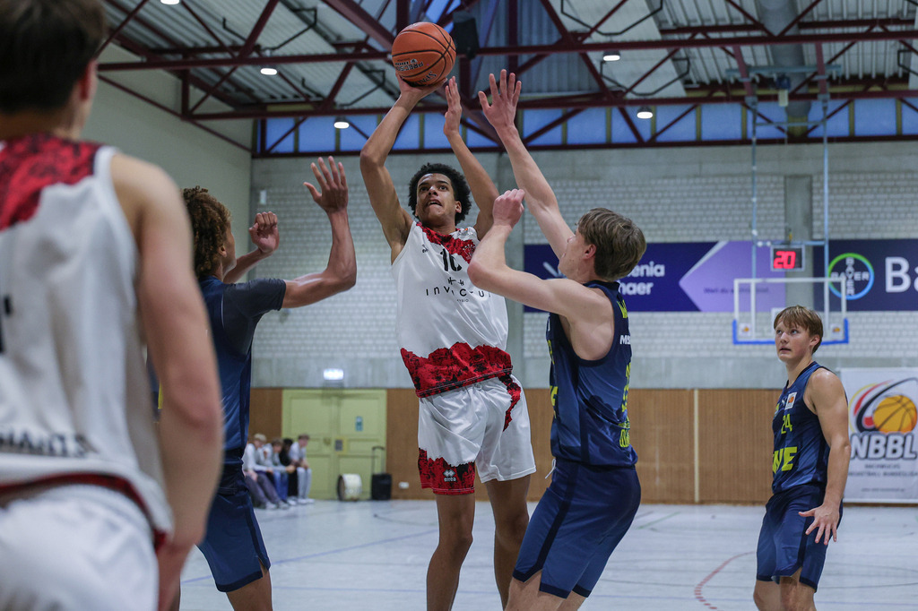 NBBL BAYER GIANTS vs EWE Baskets Juniors Oldenburg-66 | Fotos von Basketballspielen aus dem Raum NRW fotografiert von Gero Mueller-Laschet und Daniel Schaefer - Realisiert mit Pictrs.com