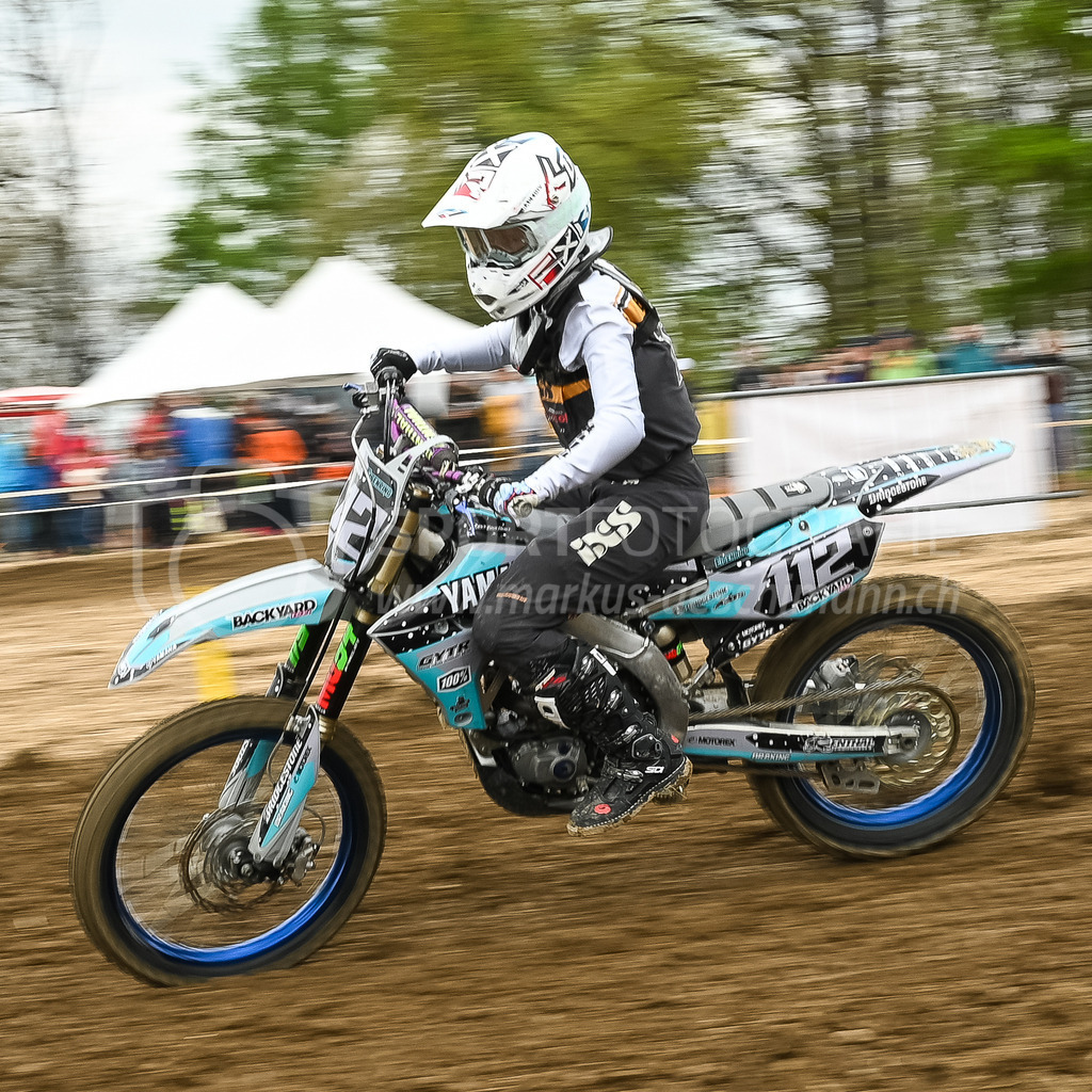 Motocross Schlatt bei Winterthur - 30. April 2023 | #112 Eisenring Jennifer aus Weingarten (CH) auf Yamaha in der Kategorie Swiss MX Women Cup am Motocross Schlatt bei Winterthur, 30. April 2023. 
Instagram: @mx_schlatt | @mc_wila | @sam_schweiz
Bild: Sportfotografie Markus Aeschimann | www.markus-aeschimann.ch - Realisiert mit Pictrs.com