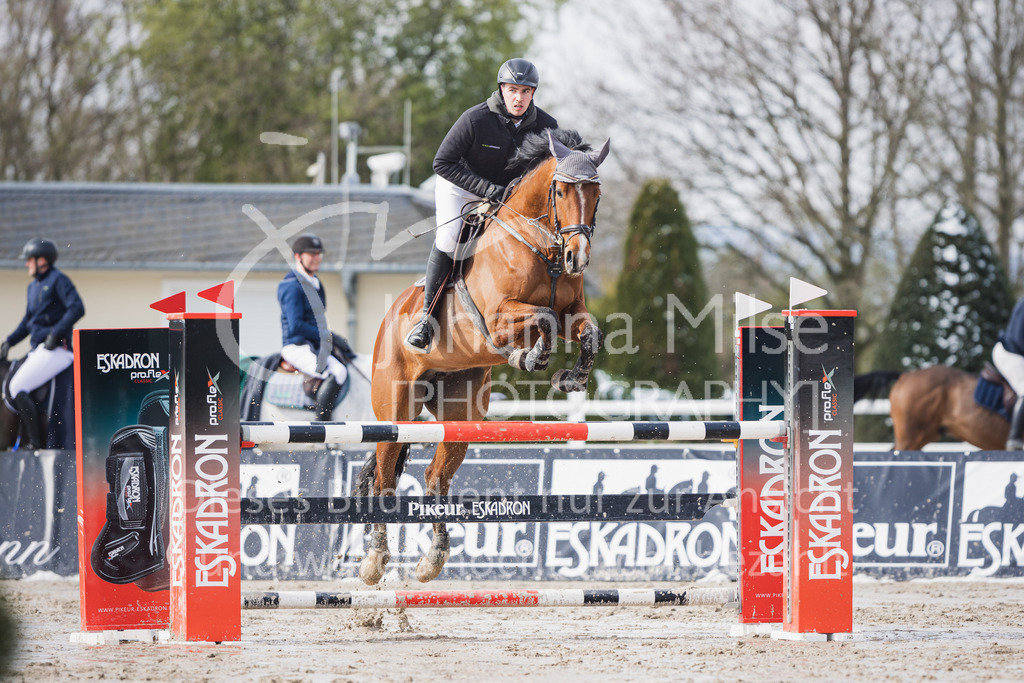 220402_HF-Laar_M1-Spr-128 | SEASON OPENING 2022
Herford Laar
02.04.2022
06 Springprüfung Kl.M*