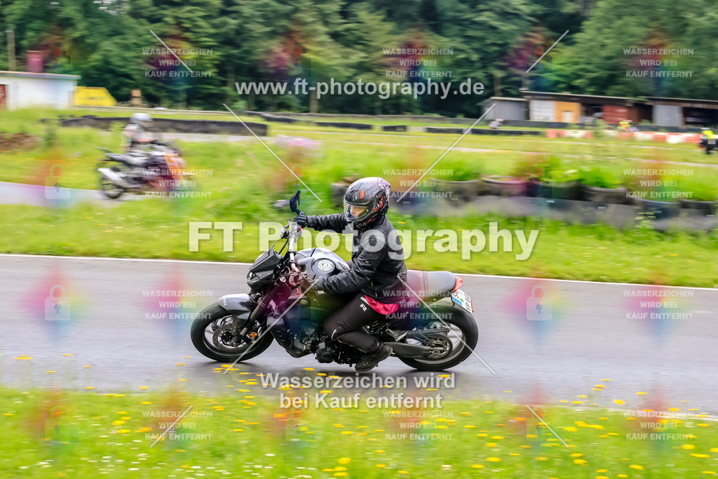 VBK-7359 | Hier findet Ihr Bilder von Touristenfahrten auf der Nürburgring Nordschleife oder von anderen Veranstaltungen die ich besucht habe. Viel Spass beim Durch Schauen 