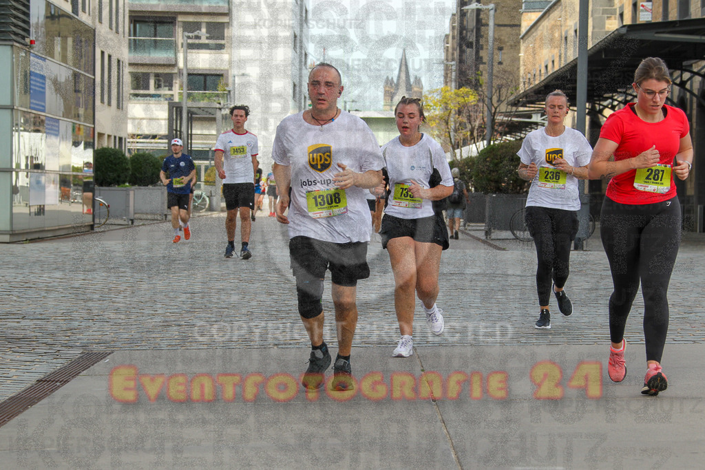 250920_1332_EV4_5961 | Sportfotografie im Rhein-Sieg Kreis, Köln, Bonn, NRW, Rheinland Pfalz, Hessen, etc. Unser Tätigkeitsfeld umfasst den Laufsport vom Volkslauf über den Marathon, Duathlon, Triathon bis zum Ultralauf wie Kölnpfad Ultra oder Schindertrail.