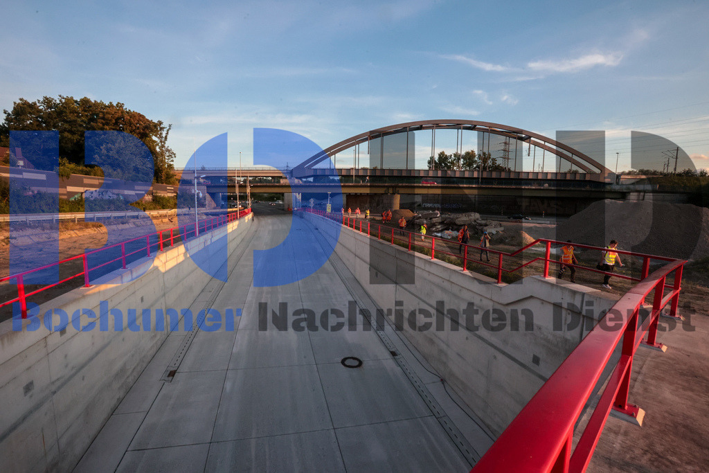 SES_HERATK20250711-26 | bond - Realisiert mit Pictrs.com