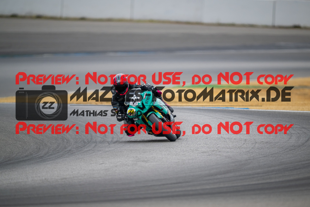 MaZZes-Fotomatrix-20260809-579173 | R1