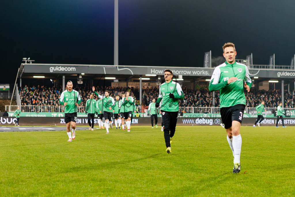 2. Bundesliga, Saison 2025/26, 15. Spieltag: SC Preußen Münster - Hannover 96 | Münster, 05.12.2025: 2. Bundesliga, 15. Spieltag, SC Preußen Münster gegen Hannover 96 im LVM-Preußenstadion in Münster. Foto: sportfotografie.ms | Markus Paletta - Realisiert mit Pictrs.com