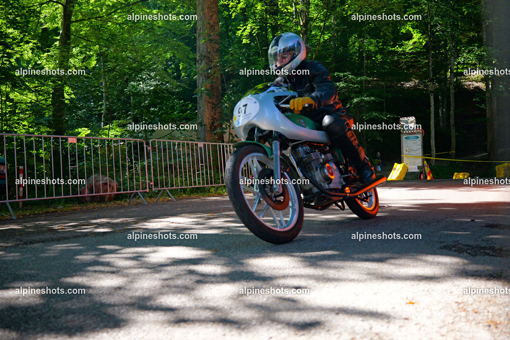 P1026008 | Erleben Sie atemberaubende, hochqualitative Fotos Ihrer Fahrt entlang der malerischen Alpenstraßen. Besuchen Sie alpineshots.com, um professionelle Aufnahmen Ihrer unvergesslichen Reise zu finden und zu kaufen - Realisiert mit Pictrs.com