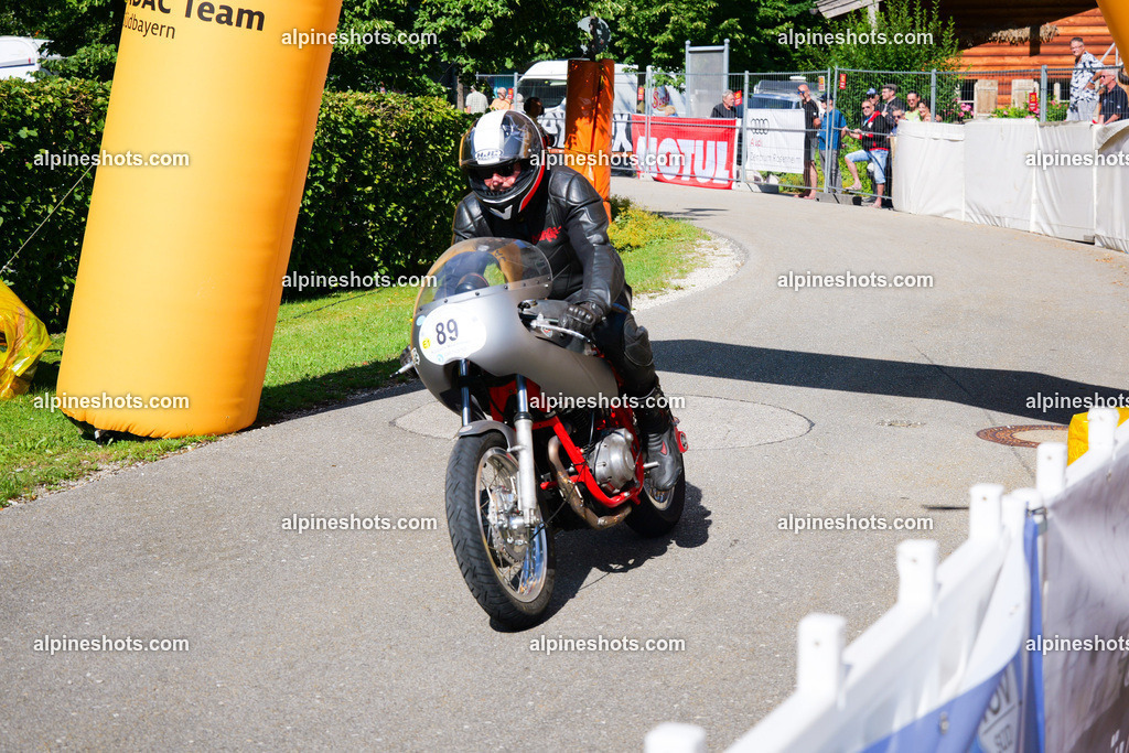 P1025854 | Erleben Sie atemberaubende, hochqualitative Fotos Ihrer Fahrt entlang der malerischen Alpenstraßen. Besuchen Sie alpineshots.com, um professionelle Aufnahmen Ihrer unvergesslichen Reise zu finden und zu kaufen - Realisiert mit Pictrs.com