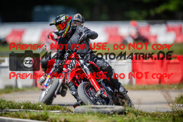 MaZZes_FotoMatrix_220702_6415 | S4