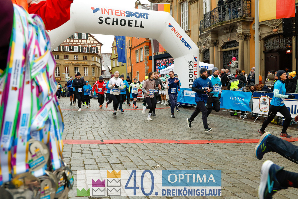 VR Bank Hauptlauf 10km | 40. Optima 3koenigslauf 2026 - Realisiert mit Pictrs.com