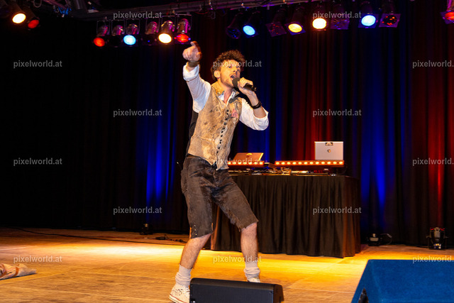 Schlager trifft Tracht | Bildershop von pixelworld.at - Realisiert mit Pictrs.com