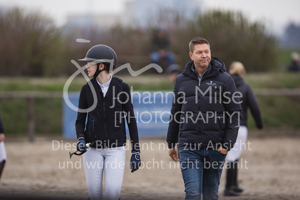 230408_Frühlingsfest_Stil-M-901 | Deine schönsten Turniermomente als professionelle Fotos! Entdecke hochwertige Pferdesport-Fotografie im Online-Shop. Jetzt Fotos finden & bestellen!