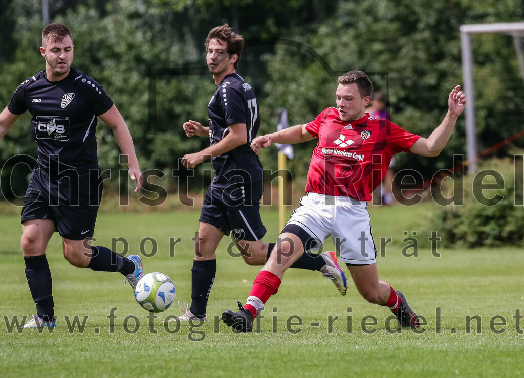 2023-07-30_013_FC_Lengdorf_II_gegen_SG_Anzing_Parsdorf | Lengdorf, Deutschland, 30.07.2023:
Fußball, Kreisliga 2023 / 2024, 1. Spieltag, FC Lengdorf gegen SpVgg Altenerding, Endergebnis: 0:1

Foto: Christian Riedel / fotografie-riedel.net