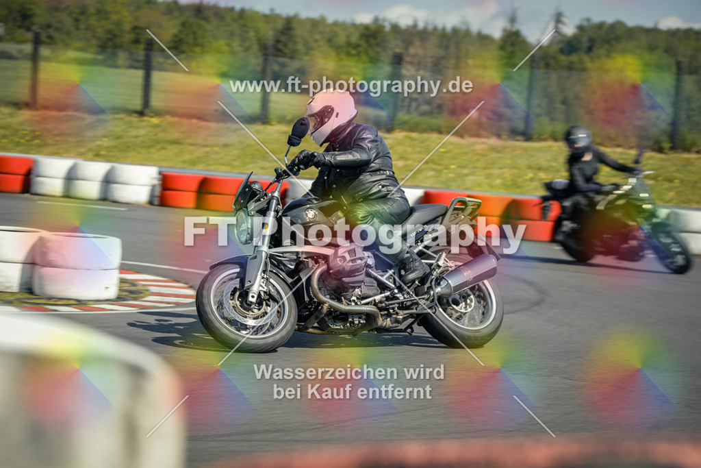 OBK_Mai_Martina_Markus-10508 | Hier findet Ihr Bilder von Touristenfahrten auf der Nürburgring Nordschleife oder von anderen Veranstaltungen die ich besucht habe. Viel Spass beim Durch Schauen 