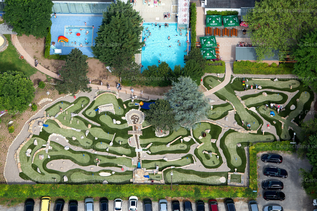 3702138 | Minigolfplatz Schwimmverein 05, Karina PfeufferOberer Bogenweg 197074 WürzburgTelefon: 0931 / 79 79 5-0Fax: 0931 / 79 79 5-10E-Mail: office@svw05.de