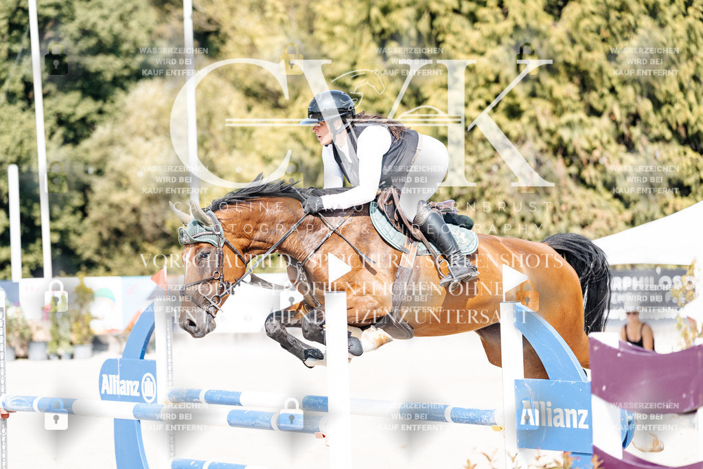 CK902458 | Turnierfotografie Pferdefotografie Trier Rheinland-Pfalz Pferdesport Reitsport Tierfotografie Sportfotografie Pferdevideo Pferdevideografie Equestrianvideography equestrianphotography  - Realisiert mit Pictrs.com