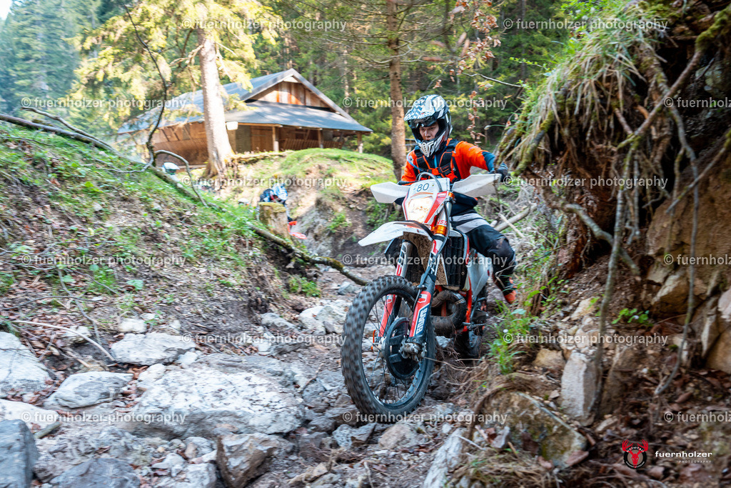 fuernholzer_250501-C1-216 | Fotografische Impressionen von der Red Stag Enduro Extreme by fuernholzer-photography.com. Endurosport in Österreich fotografisch festgehalten von fuernholzer. Auftragsfotografie für Private, Gewerbefotos und Industriefotografie. Eventfotografie, Sportfotografie und Motorsportfotografie. Anbieter von Fotoworkshops, Fototraining, fotografischen Vorträgen und Fotoseminaren.