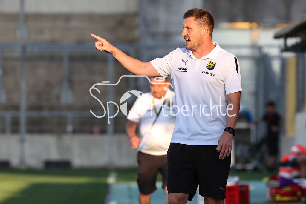 FC Bayern Amateure - DjK Vilzing | im Bild Josef EIBL in Aktion / Trainer DJK Vilzing / Freisteller / Einzelfoto / Regionalliga Bayern: FC Bayern München II - DjK Vilzing, Grünwalder Stadion am 30.08.2024