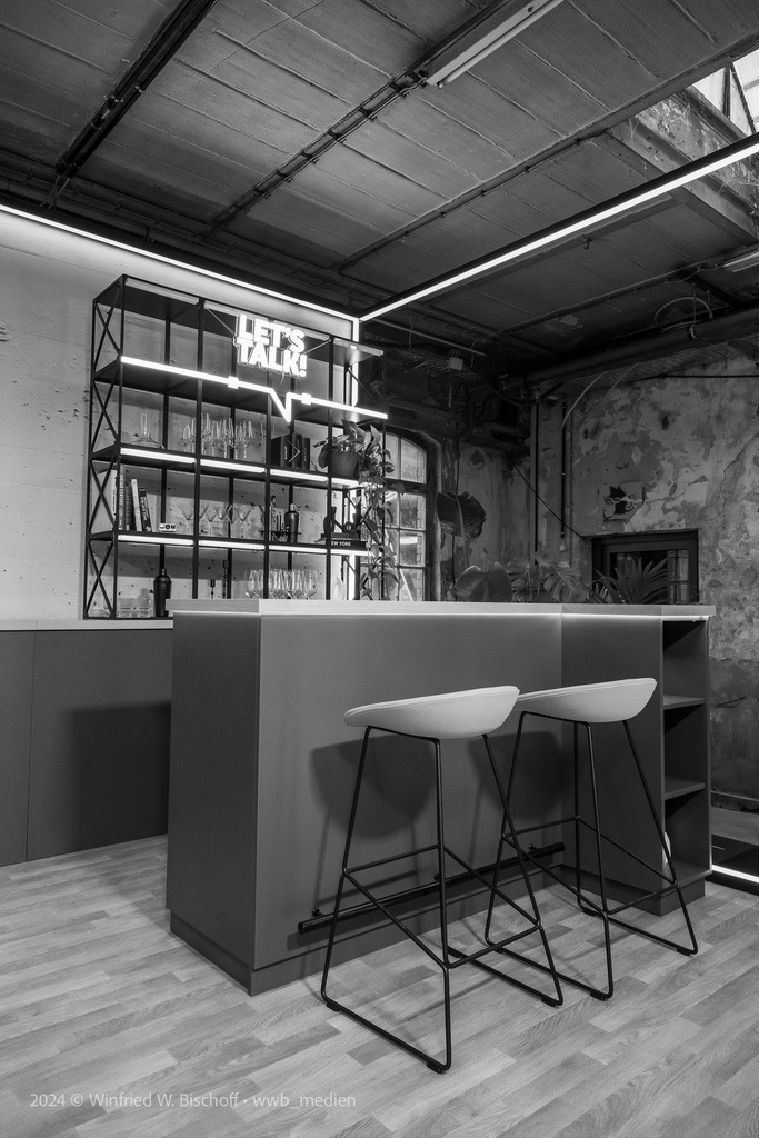 wwb_1978 | <Fotografie> <Video> <Film> <Winfried Bischoff> - Realisiert mit Pictrs.com