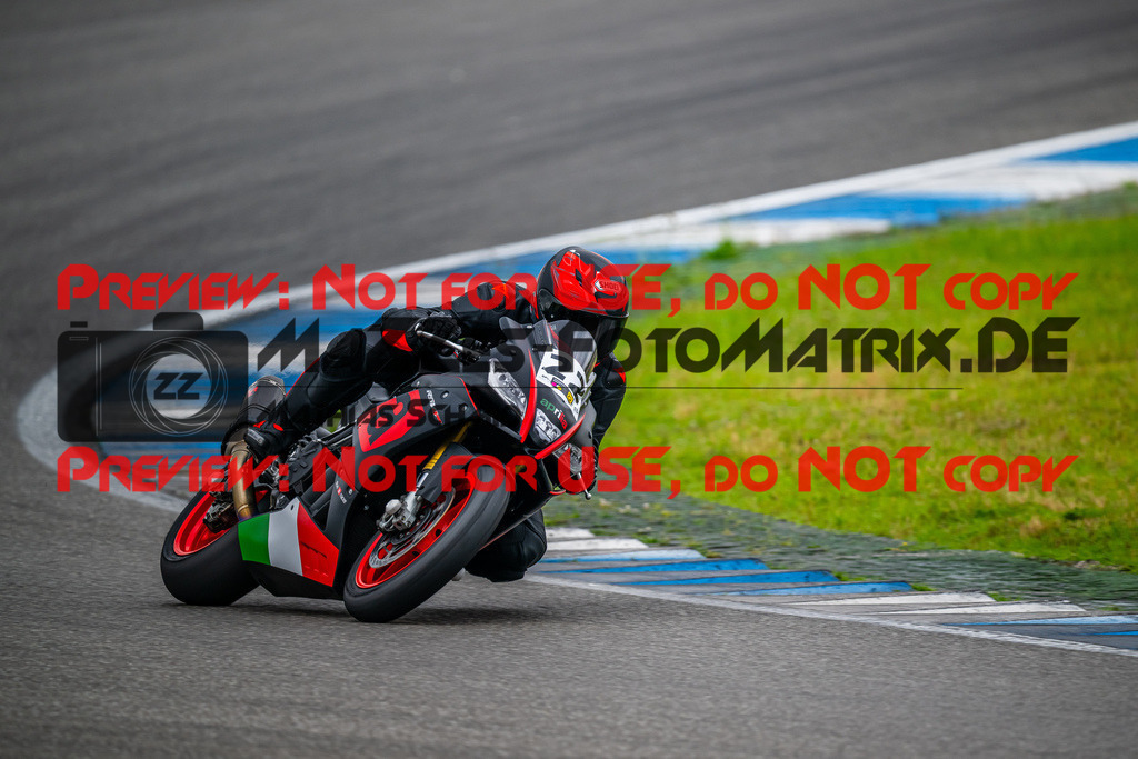 MaZZes_FotoMatrix_240701_6007705_5023 | GELB