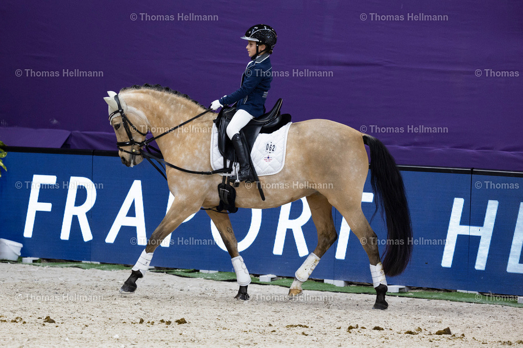TH_Reiterwettbewerb-Linsenhoff Förderpreis_2693 | Reiterwettbewerb-Linsenhoff Förderpreis beim Festhallen Reitturnier Frankfurt 2022 am 15.12.22 in Franlkfurt, Festhalle