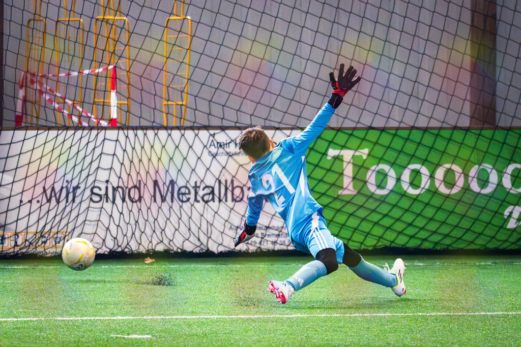 _BLR9313 | Professionelle Fußball- und Sportfotografie. Spielbilder online ansehen und kaufen – Einzelbilder oder komplette Galerien in hoher Qualität. - Realisiert mit Pictrs.com