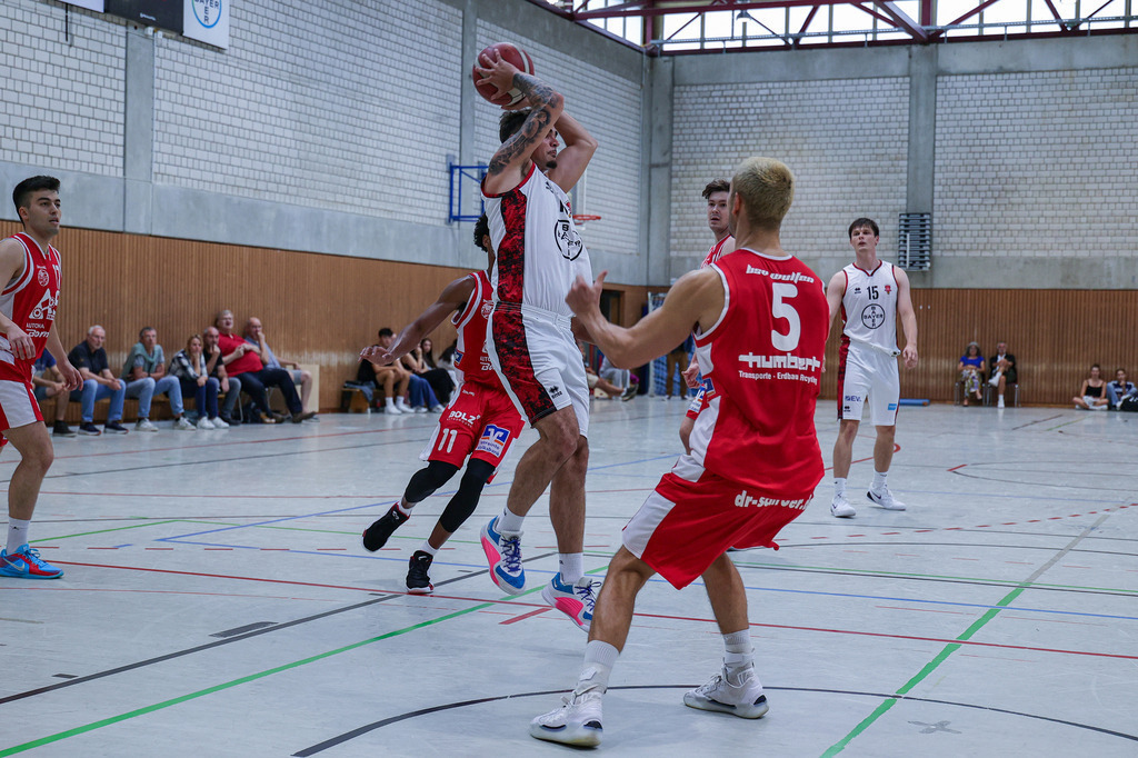 Regio Test BAYER GIANTS vs BSV Münsterland Baskets Wulfen-13 | Fotos von Basketballspielen aus dem Raum NRW fotografiert von Gero Mueller-Laschet und Daniel Schaefer - Realisiert mit Pictrs.com