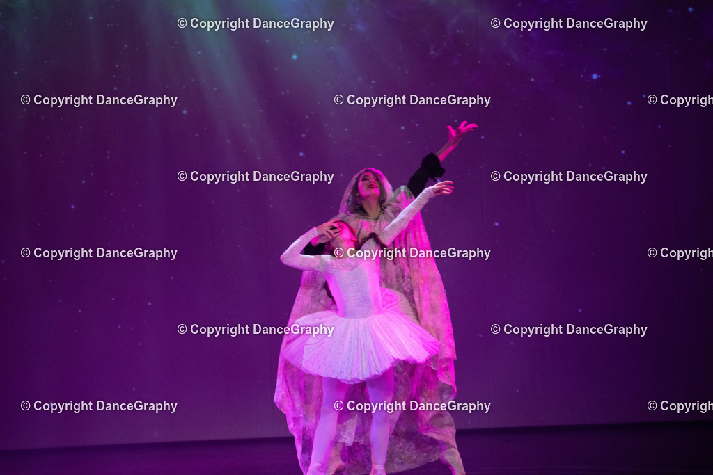 GPHY2236 | DanceGraphy - Realisiert mit Pictrs.com