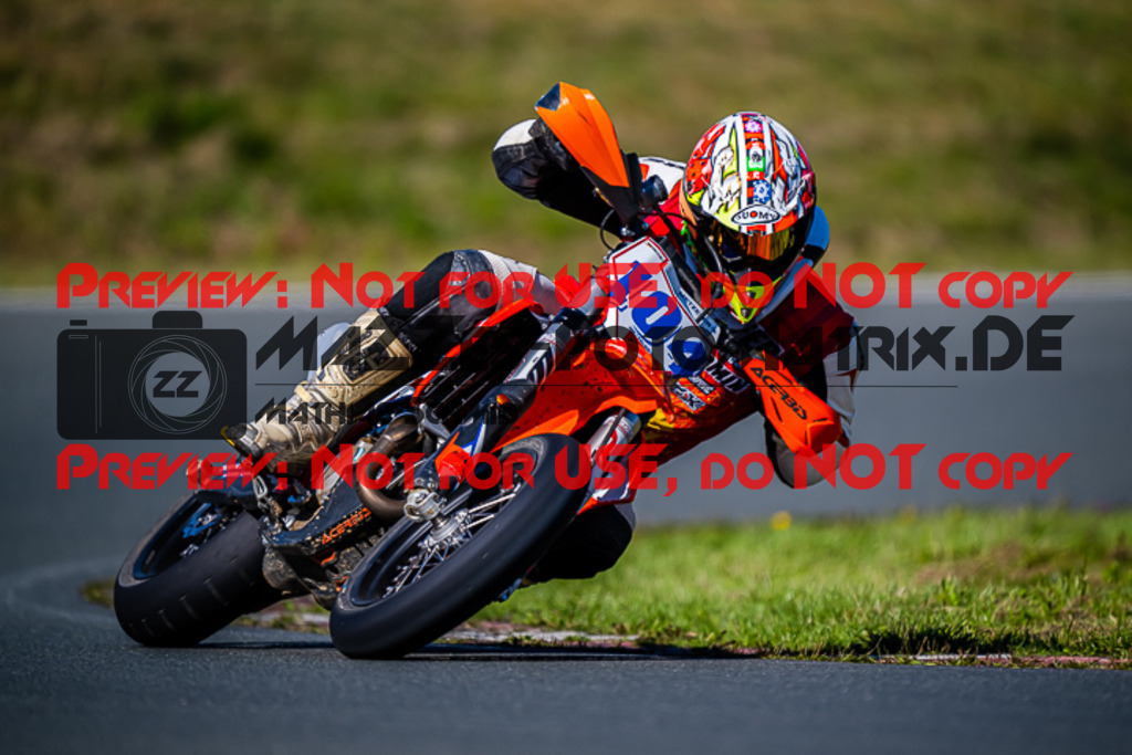 MaZZes_FotoMatrix_220904_7706 | S3