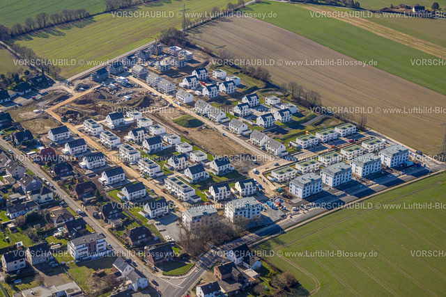 Holzwickede230213632 | Luftbild, Neubaugebiet und Baustelle, Wohnpark Emscherquelle in Hohenleuchte auf dem Areal der ehemaligen Emscherkaserne, Holzwickede, Ruhrgebiet, Nordrhein-Westfalen, Deutschland