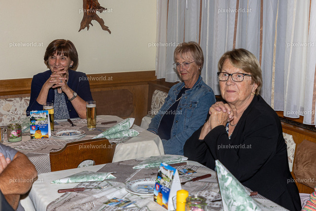 Delegation aus Bamberg beim Gasthaus Wadl | Bildershop von pixelworld.at - Realisiert mit Pictrs.com