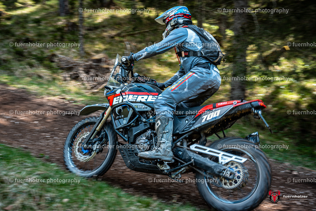fuernholzer_250501-C1-651 | Fotografische Impressionen von der Red Stag Enduro Extreme by fuernholzer-photography.com. Endurosport in Österreich fotografisch festgehalten von fuernholzer. Auftragsfotografie für Private, Gewerbefotos und Industriefotografie. Eventfotografie, Sportfotografie und Motorsportfotografie. Anbieter von Fotoworkshops, Fototraining, fotografischen Vorträgen und Fotoseminaren.