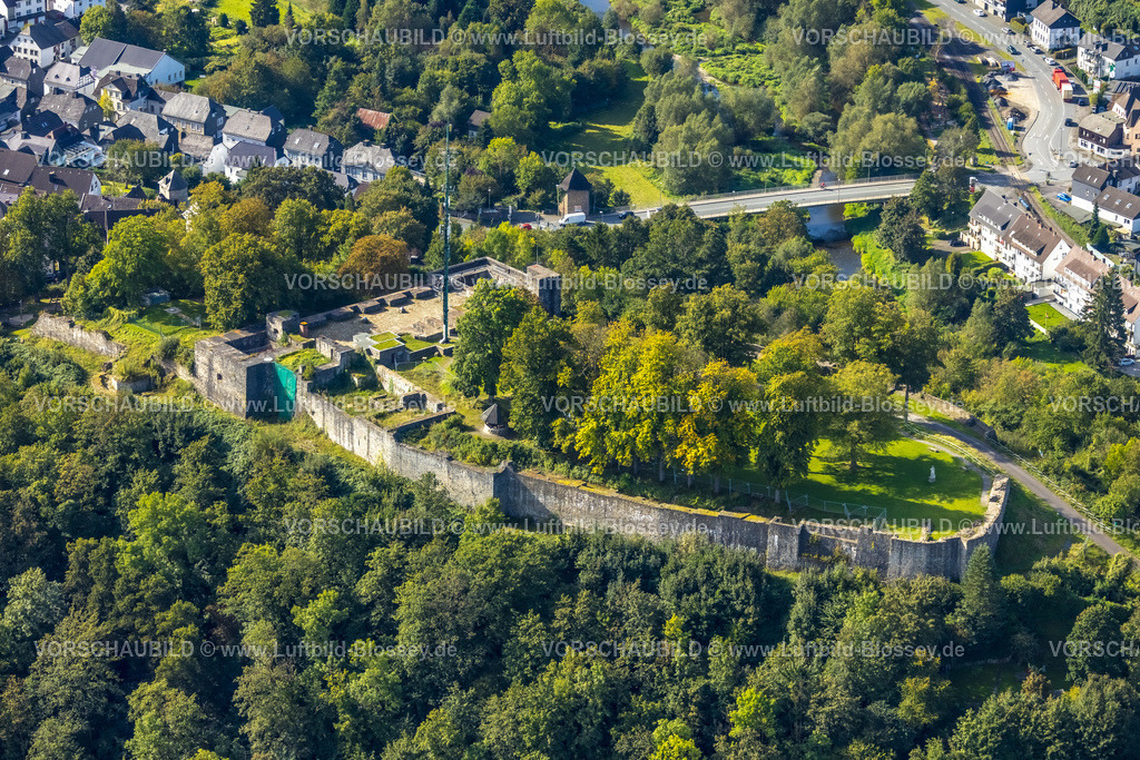 Arnsberg230904962 | Luftbild, Schlossruine Arnsberg, Arnsberg, Sauerland, Nordrhein-Westfalen, Deutschland