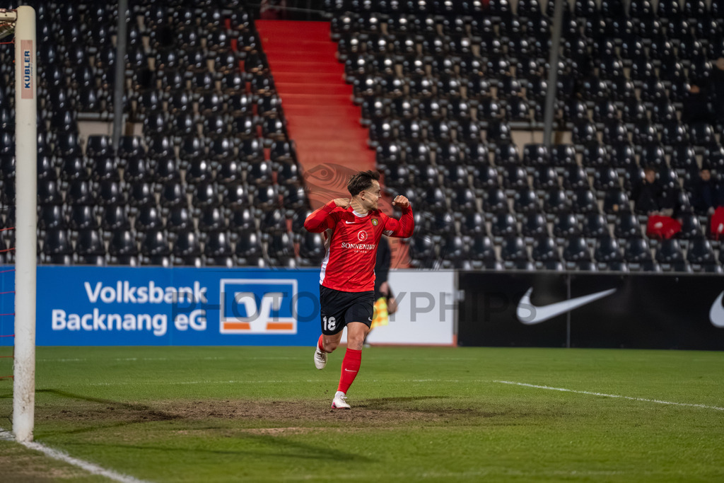 SG Sonnenhof Grossaspach vs. TSV Steinbach Haiger, Fussball, Regionalliga Suedwest, 25. Spieltag, 20.03.2026 | Niklas Pollex (SG Sonnenhof Großaspach, #18) jubelt nach seinem Treffer zum 2:1,SG Sonnenhof Grossaspach vs. TSV Steinbach Haiger, Fussball, Regionalliga Suedwest, 25. Spieltag, 20.03.2026Foto: photosbyphips/Philip Ziegler