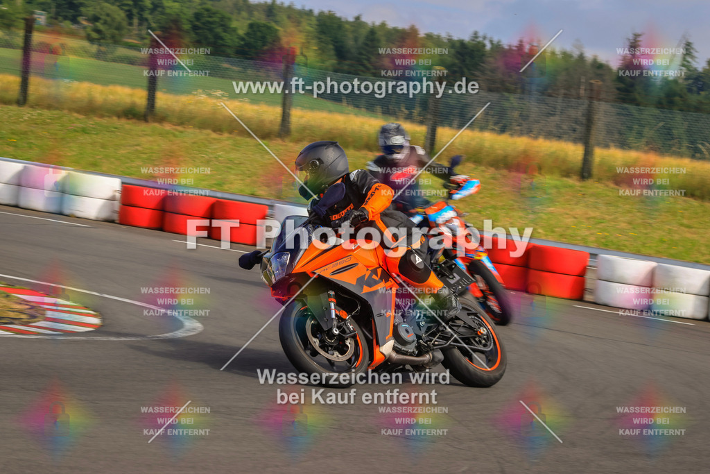 _DSK2128 | Hier findet Ihr Bilder von Touristenfahrten auf der Nürburgring Nordschleife oder von anderen Veranstaltungen die ich besucht habe. Viel Spass beim Durch Schauen 