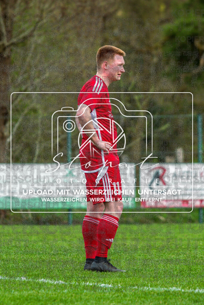 FGFSSCT-1032 | Nico-Miguel Mohr (SC Tewel #11) beim Herren Kreisliga HK Spiel zwischen FG Fulde-Stellichte und SC Tewel im Lehrdestadion, Stellichte (Simon Paul Stopat) - Realisiert mit Pictrs.com