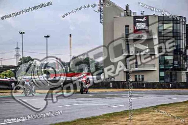 pubi9593 | Professionelle Fotos von Sportveranstaltungen, aber auch Hochzeiten und anderen Events. - Realisiert mit Pictrs.com