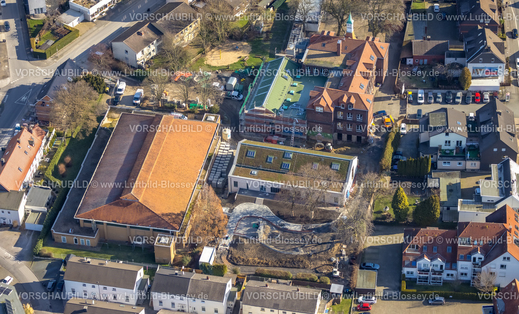 Unna230213260 | Luftbild, Schillerschule und Sporthalle, Baustelle Kita neben der Schillerschule, Massen, Unna, Ruhrgebiet, Nordrhein-Westfalen, Deutschland