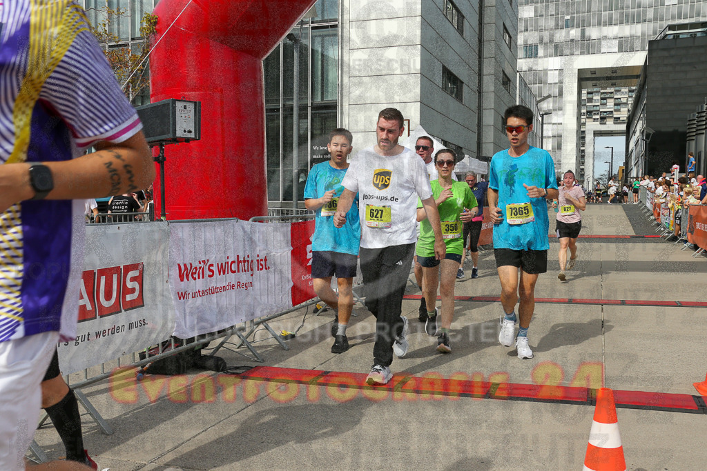 250920_1331_EX1_5206 | Sportfotografie im Rhein-Sieg Kreis, Köln, Bonn, NRW, Rheinland Pfalz, Hessen, etc. Unser Tätigkeitsfeld umfasst den Laufsport vom Volkslauf über den Marathon, Duathlon, Triathon bis zum Ultralauf wie Kölnpfad Ultra oder Schindertrail.