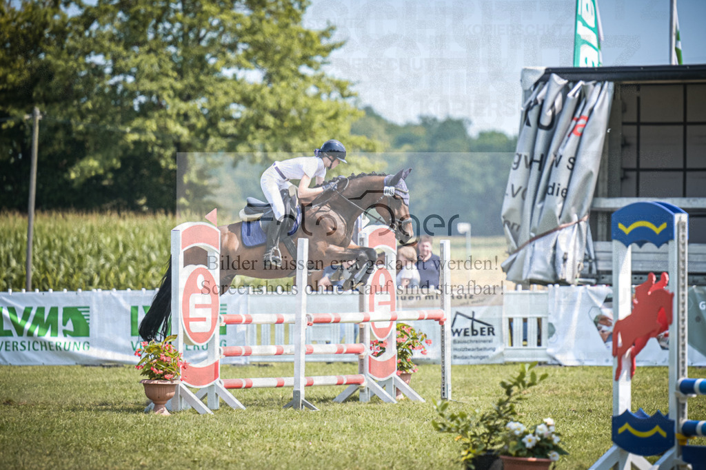 DOS_4705 | Entdecke hochwertige Reitturnierfotos von Foto Oger. Professionell, emotional und authentisch – jetzt Lieblingsmomente im Shop bestellen.Deutschlandweite Turnierfotografie. - Realisiert mit Pictrs.com