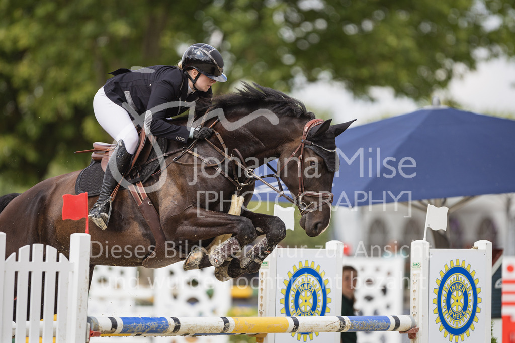 230728_BHO_2PhM2_1-708 | Deine schönsten Turniermomente als professionelle Fotos! Entdecke hochwertige Pferdesport-Fotografie im Online-Shop. Jetzt Fotos finden & bestellen!