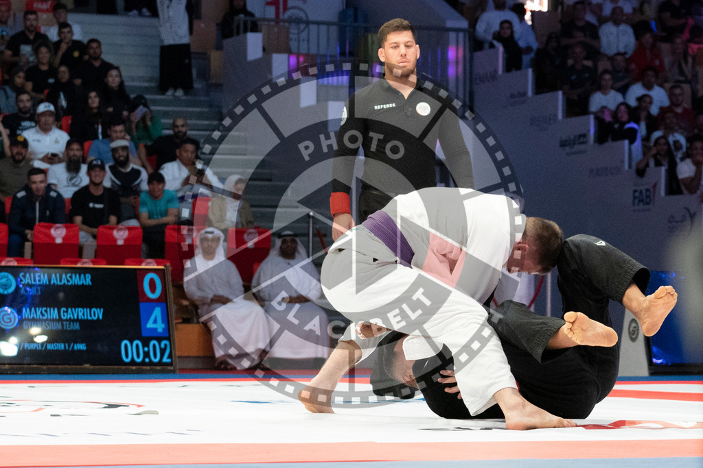 20231106PBB2679 | Fighters compete during the AJP World Master Championship in the Mubadala Arena in Abu Dhabi, Arab United Emirates, on November 6, 2023.