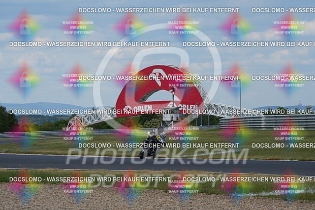 2025_05_24_PBK_23217 | Sportfotografie; SlowMotion; Video; Rennstrecke; Hafeneger; Speer; Racing; RSE; BMW; CBO; Trackday; Motorsportarena; Hockenheimring; Brno; Most; Barcelona; Valencia